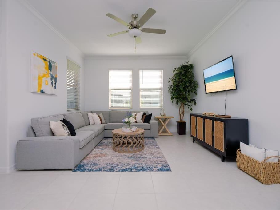 Modern Oasis! 3Br Townhouse In A Lagoon Community Wesley Chapel Buitenkant foto
